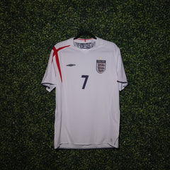 2006/07 ENGLAND #7 HOME KIT (L) UMBRO